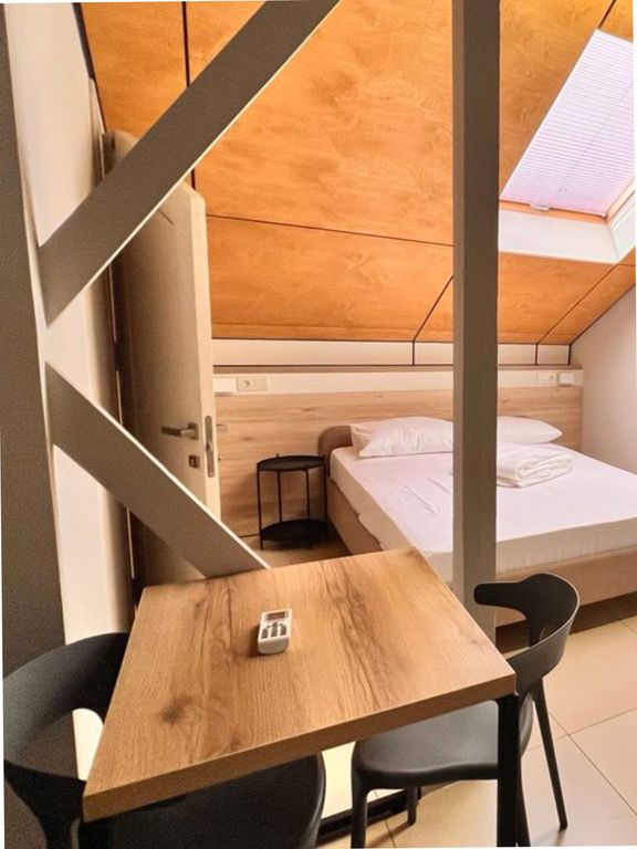 Двухместный номер с 1 кроватью стандарт 5 и 10