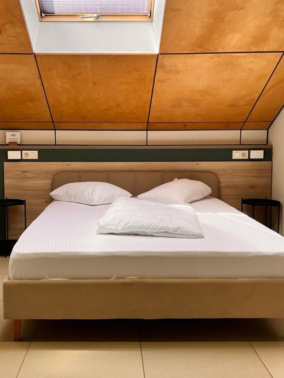 Двухместный номер с 1 кроватью стандарт 6