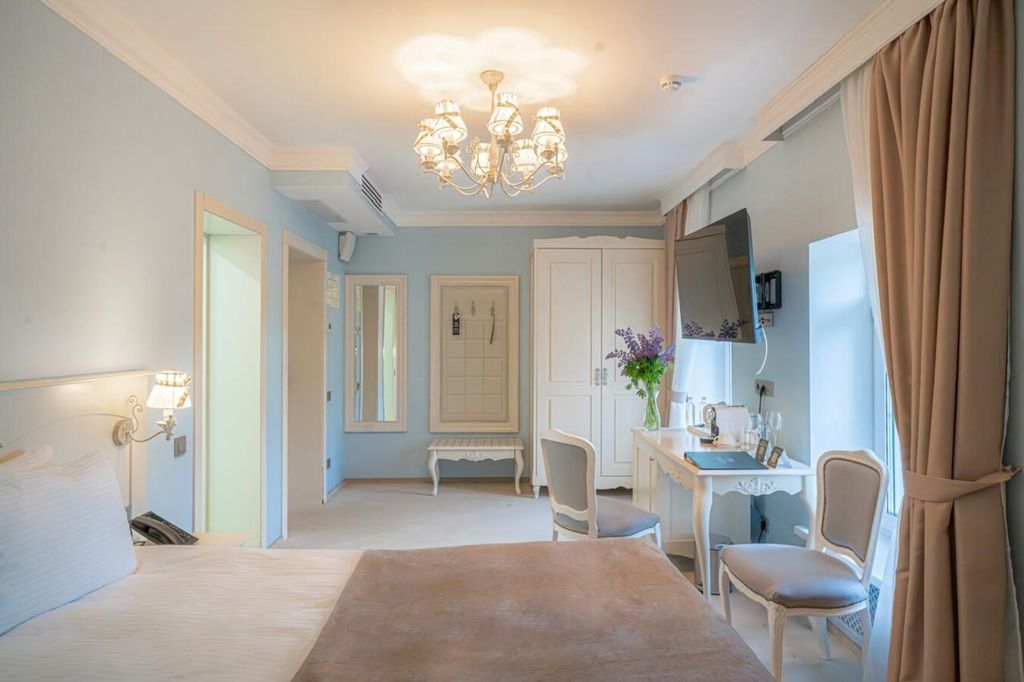 Двухместный номер с 1 кроватью стандарт Домъ мастера Хомутова 5*