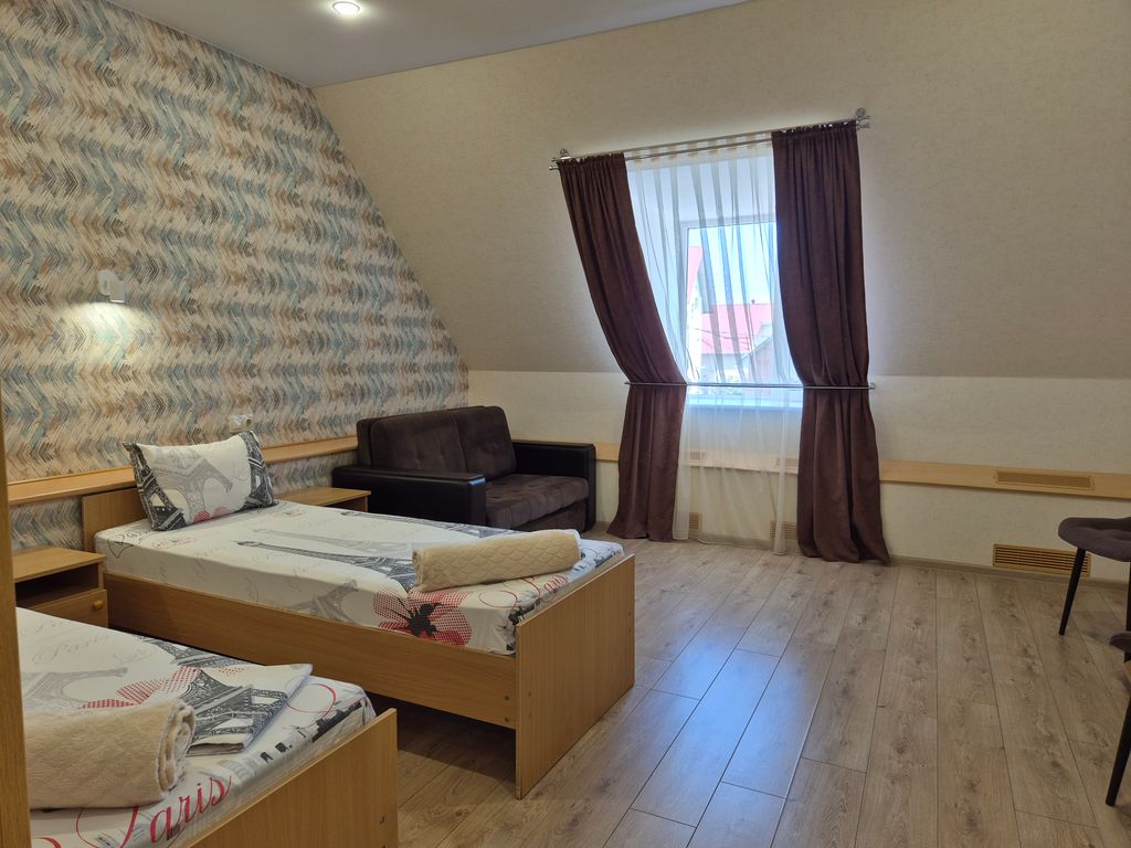 Трёхместный номер стандарт