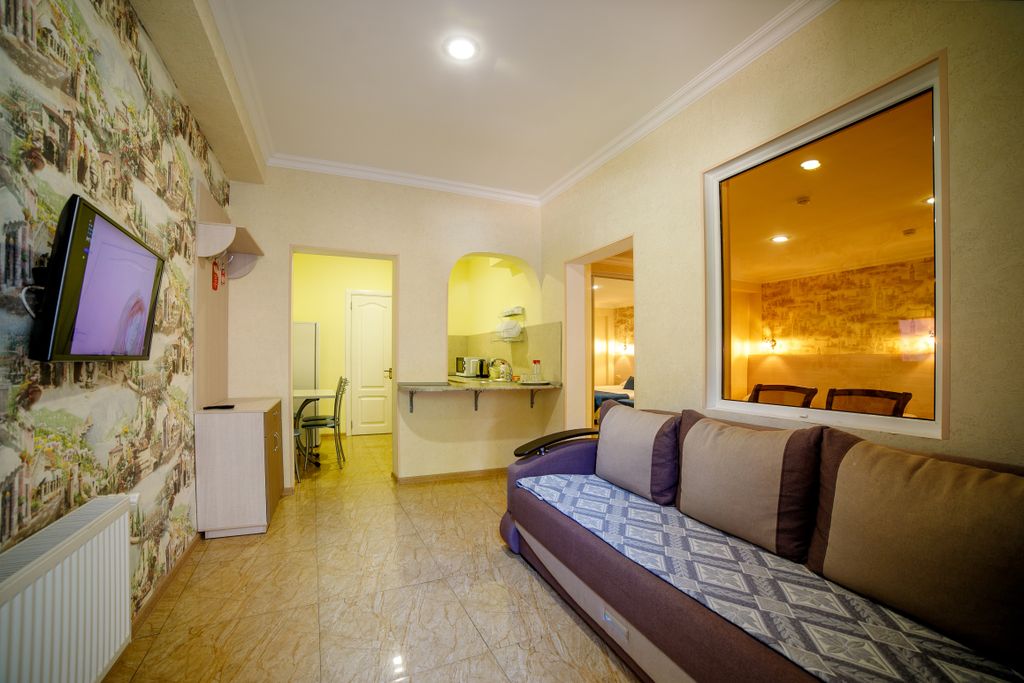 Семейный номер студия с кухней и террасой