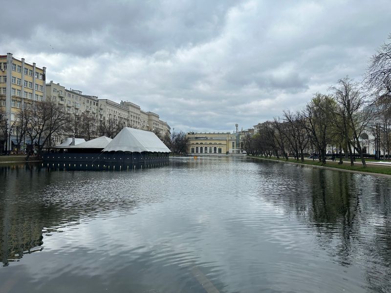 Фото