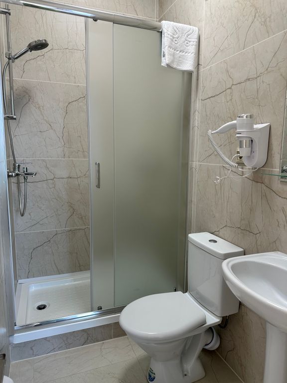 Апартаменты с кухней и двумя санузлами