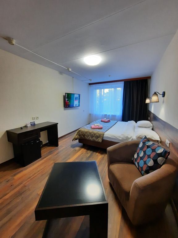 Двухместный с 1 кроватью стандартный с общей ванной комнатой