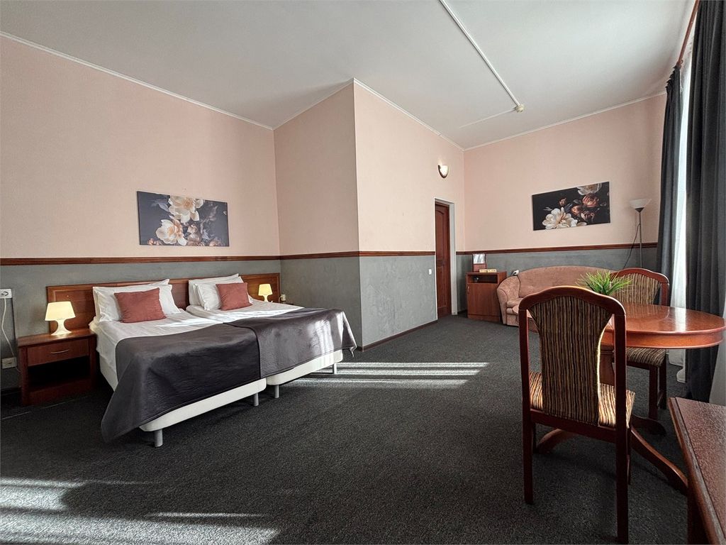 Двухместный номер с 1 кроватью улучшенный