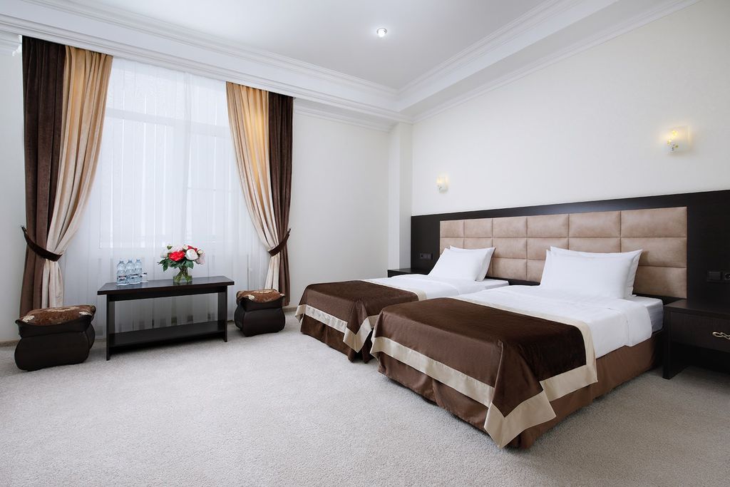 Трёхместный номер Маск Стандарт