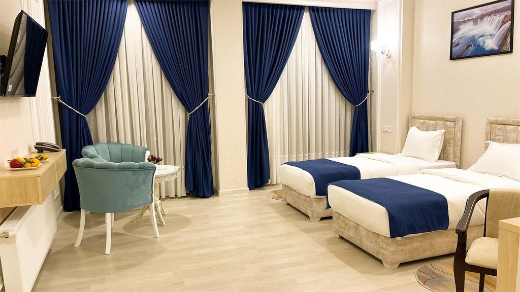 Двухместный номер с 2 отдельными кроватями Делюкс