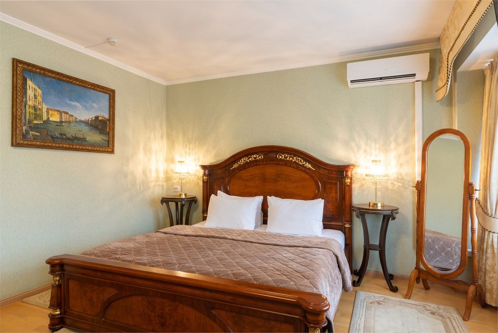 Двухместный номер с 1 кроватью Бизнес