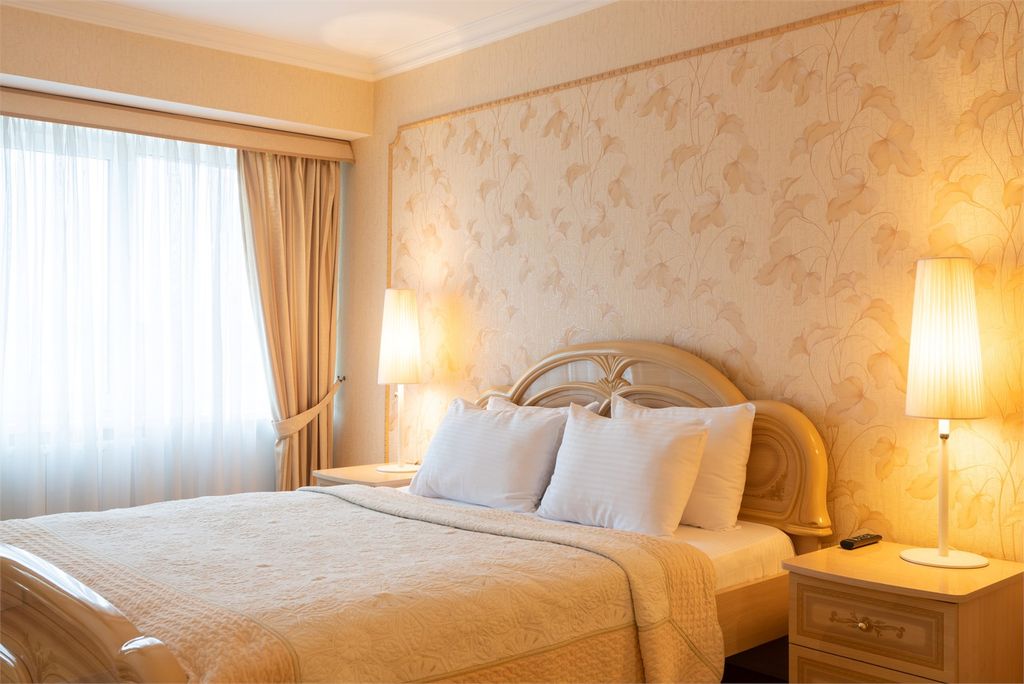 Двухместный номер с 1 кроватью Бизнес +