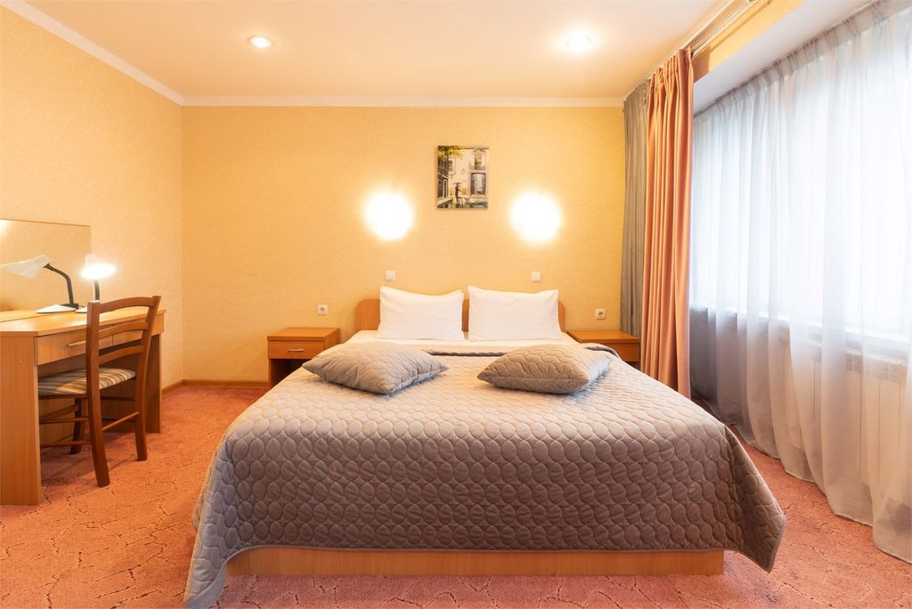 Двухместный номер с 1 кроватью семейный большой