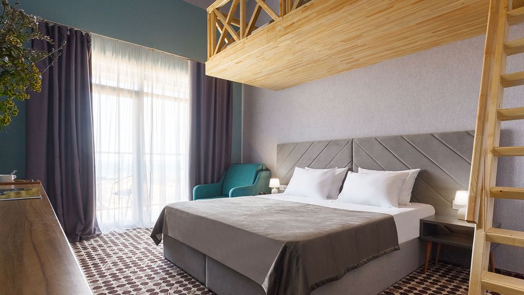 Двухместный номер с 1 кроватью джуниор сюит с видом на море