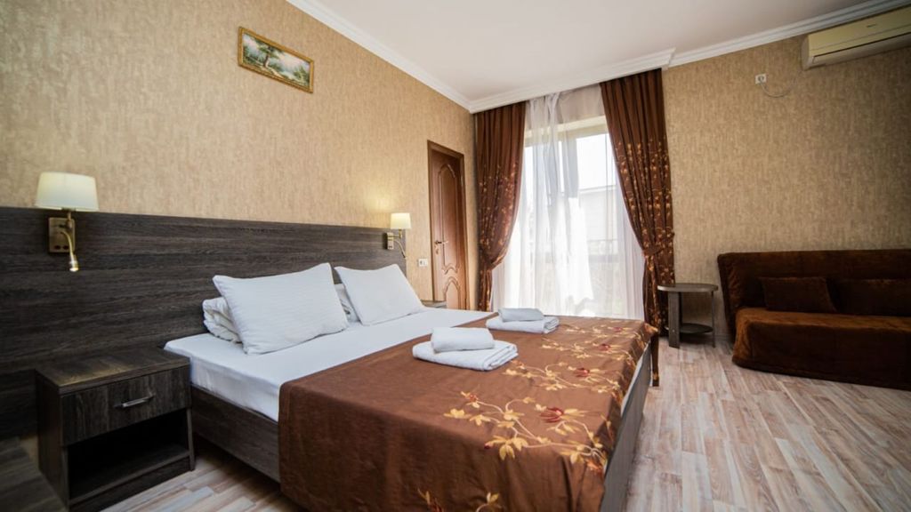 Трёхместный номер улучшенный