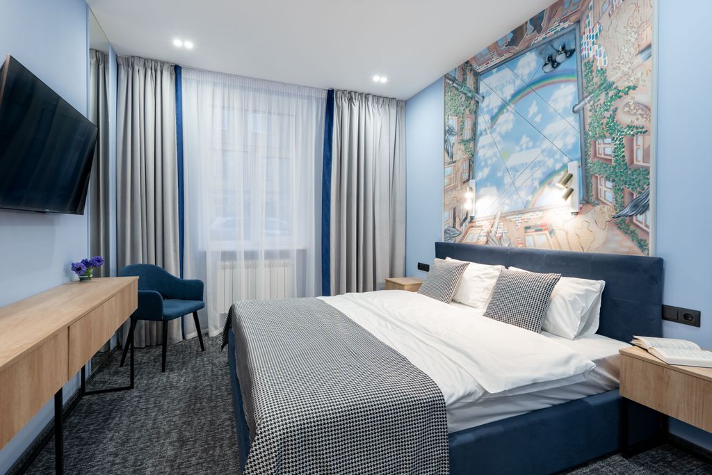 Двухместный номер с 1 кроватью стандартный Питерский колодец