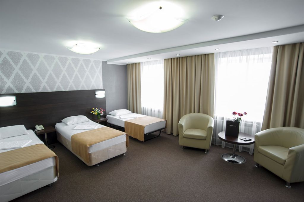 Трёхместный номер полулюкс