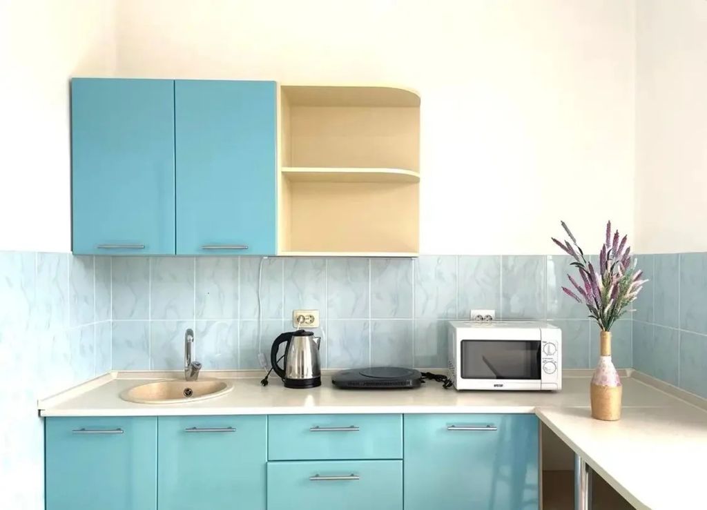 Трёхместный номер стандарт с видом на горы