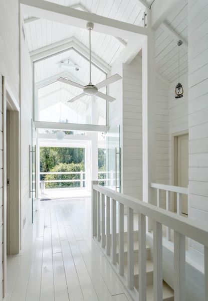 второй этаж 