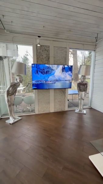 Гостинная первый этаж