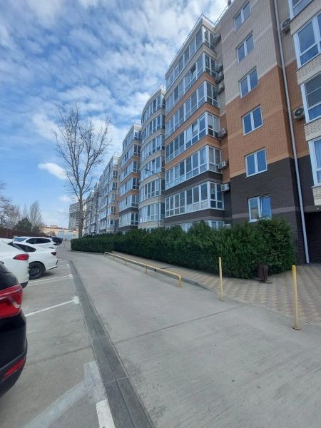 Двор, парковка