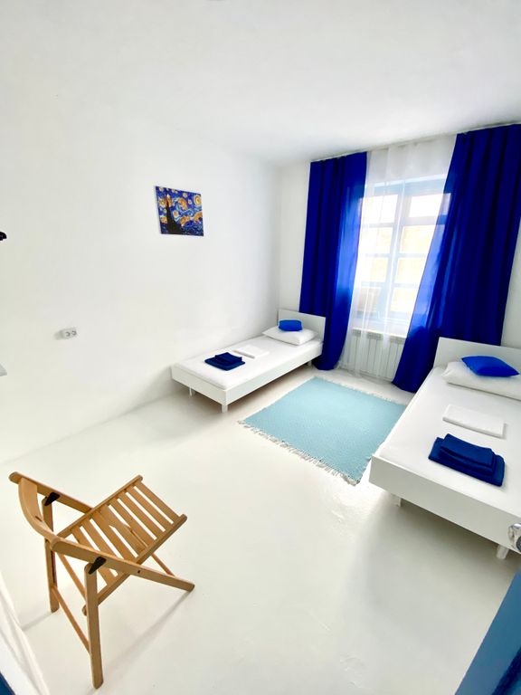 Двухместный номер с 2 отдельными кроватями эконом с видом на горы