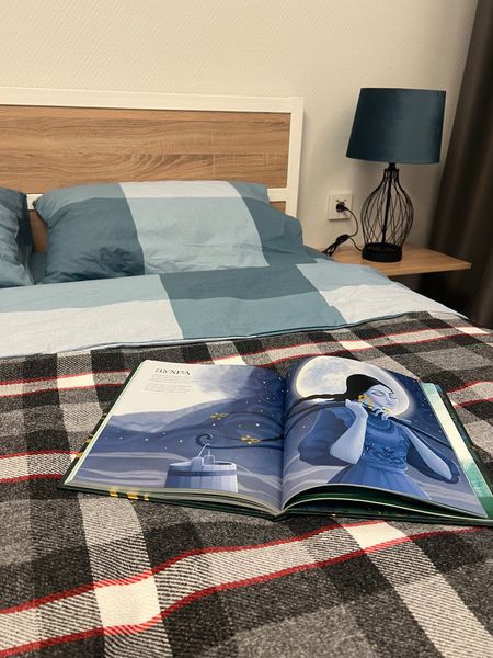 Книги на татарском и русском языках о культуре, быте, истории и традициях края  для уютных вечеров