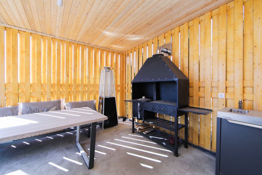 Беседка с мангалом