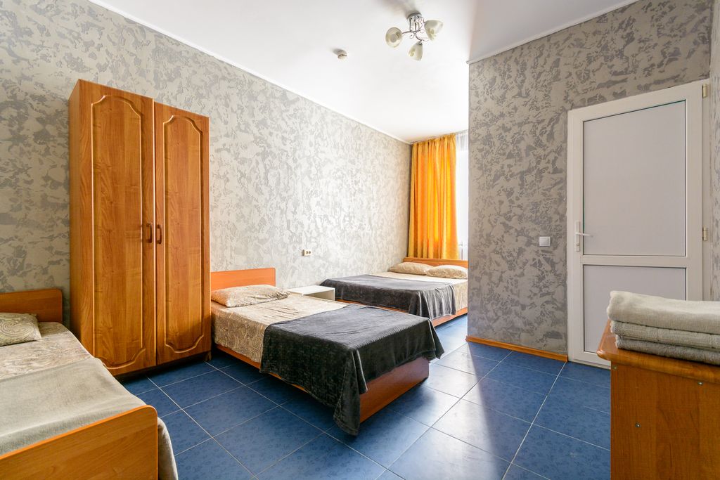 Четырёхместный номер стандарт