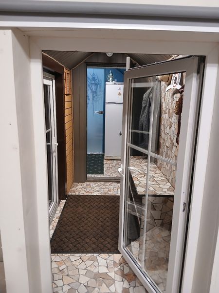 Вид на прихожую