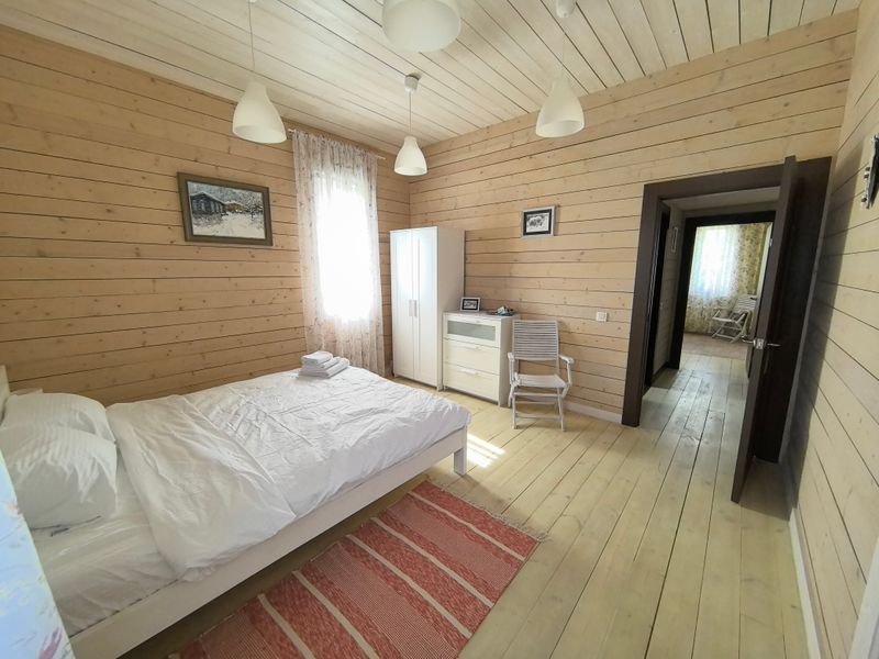 Спальня 1 , первый этаж.