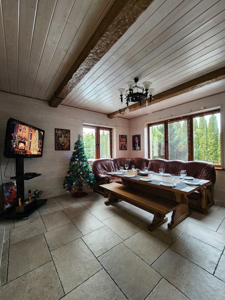 Домик с сауной Романтика 3 км от Минска, 10 км от центра города. Гостиная