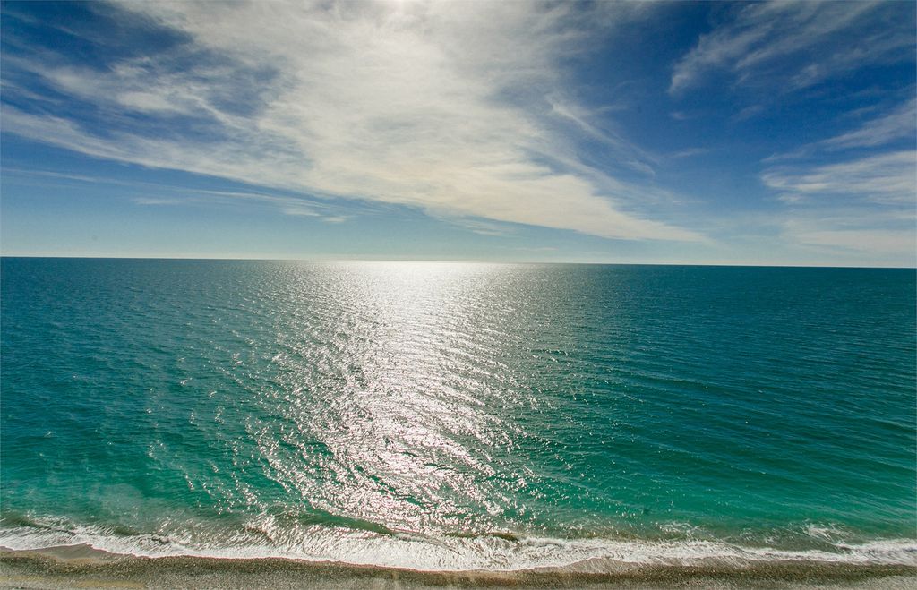 Семейный номер люкс с видом на море