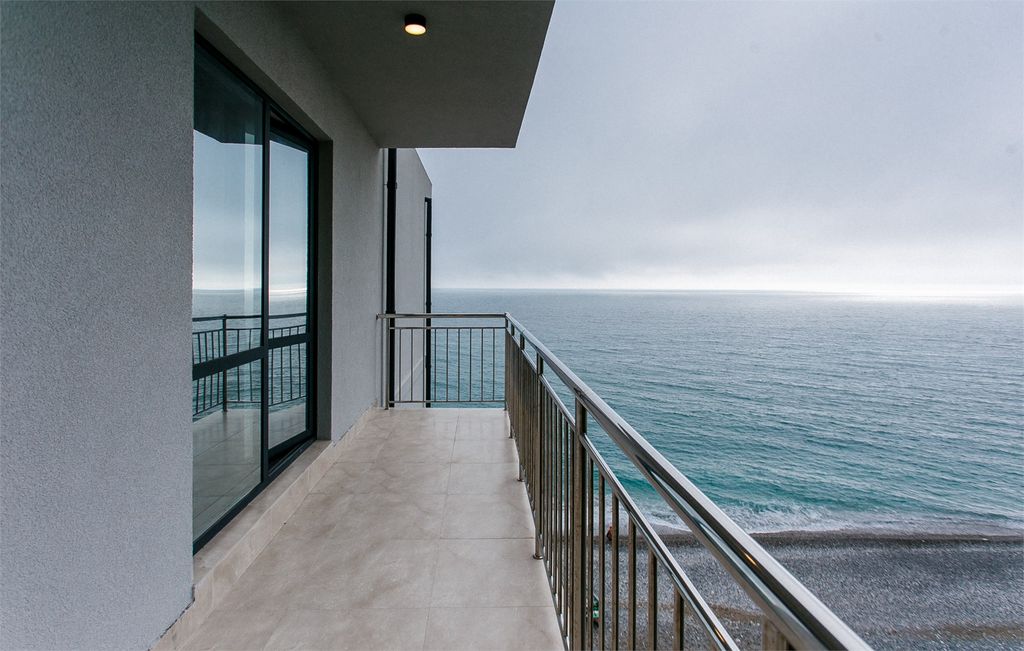 Двухместный номер с 2 отдельными кроватями улучшенный с видом на море