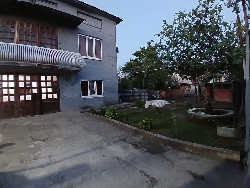 Дом снаружи 