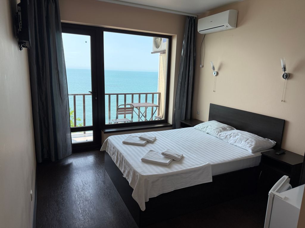 Двухместный номер с 1 кроватью стандарт с видом на море