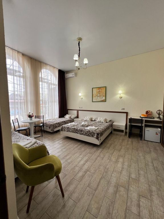 Четырёхместный номер стандарт+ без балкона