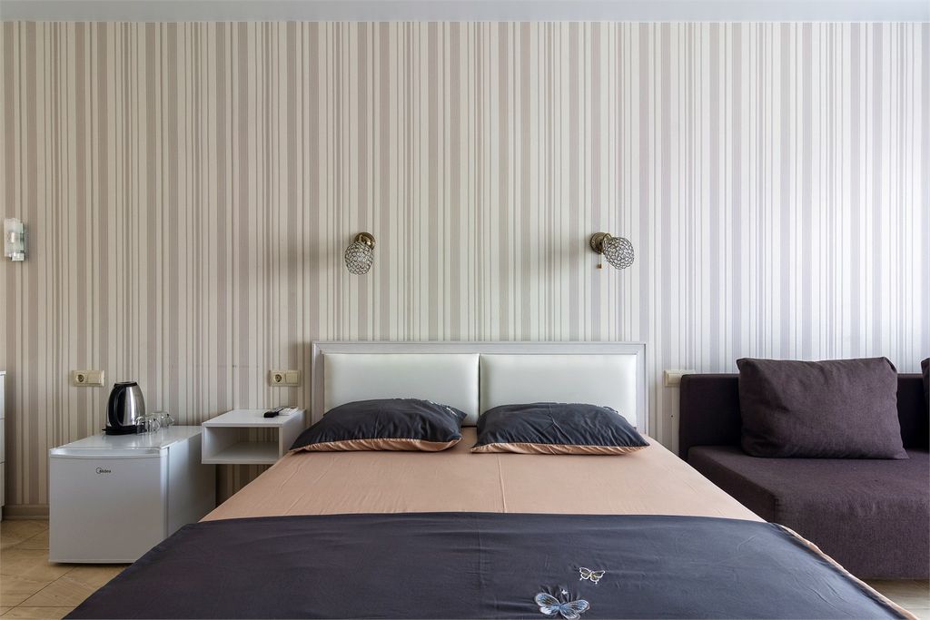 Четырёхместный номер комфорт с видом во двор