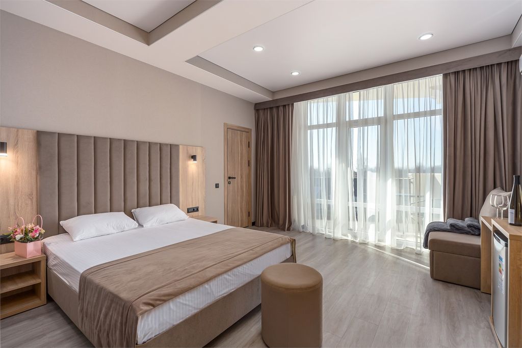 Двухместный номер с 1 кроватью комфорт с доп. местом