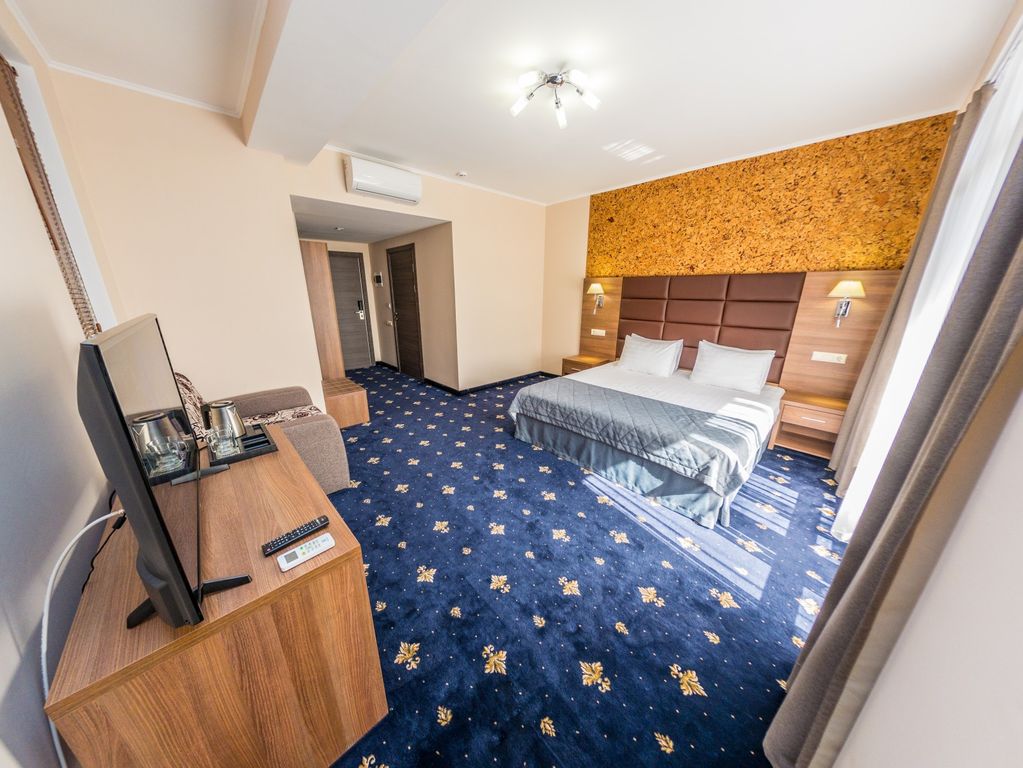 Двухместный номер с 1 кроватью Делюкс плюс в корпусе