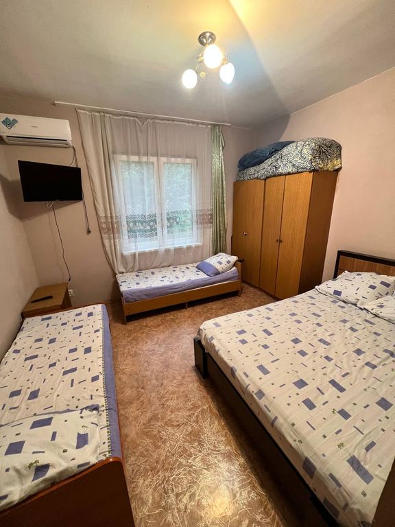 Четырёхместный номер стандарт 2 этаж