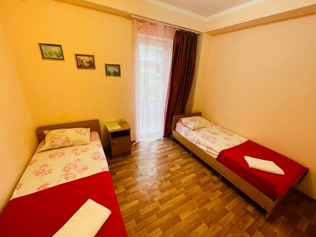 Двухместный номер с 2 отдельными кроватями эконом