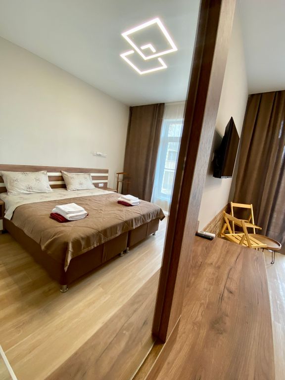 Двухместный номер с 1 кроватью студия с кухней и видом на балкон