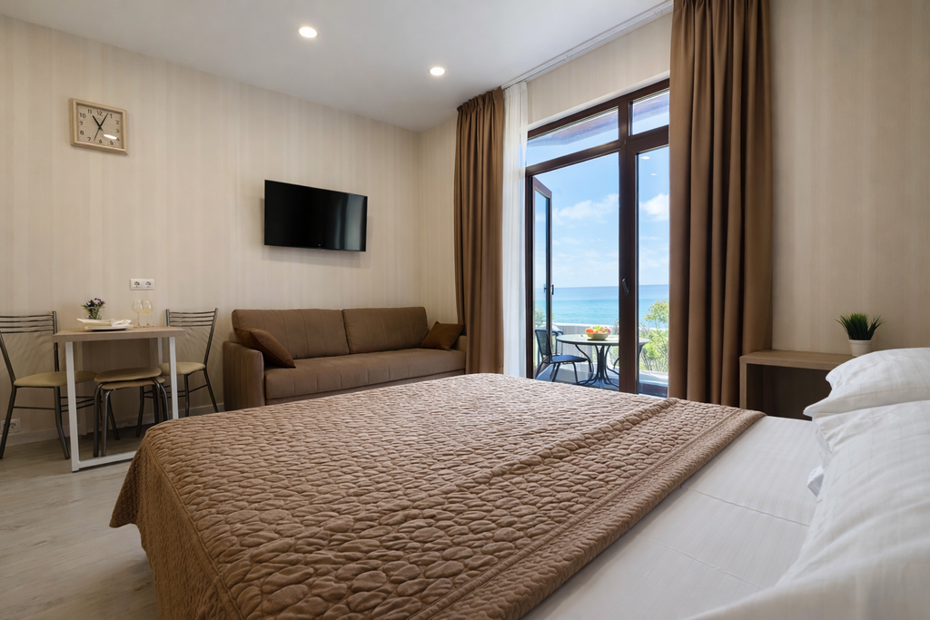 Апартаменты премиум с балконом и видом на море