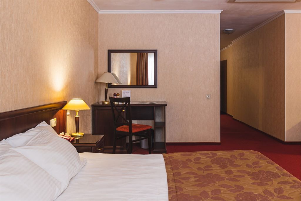 Двухместный номер с 1 кроватью стандарт