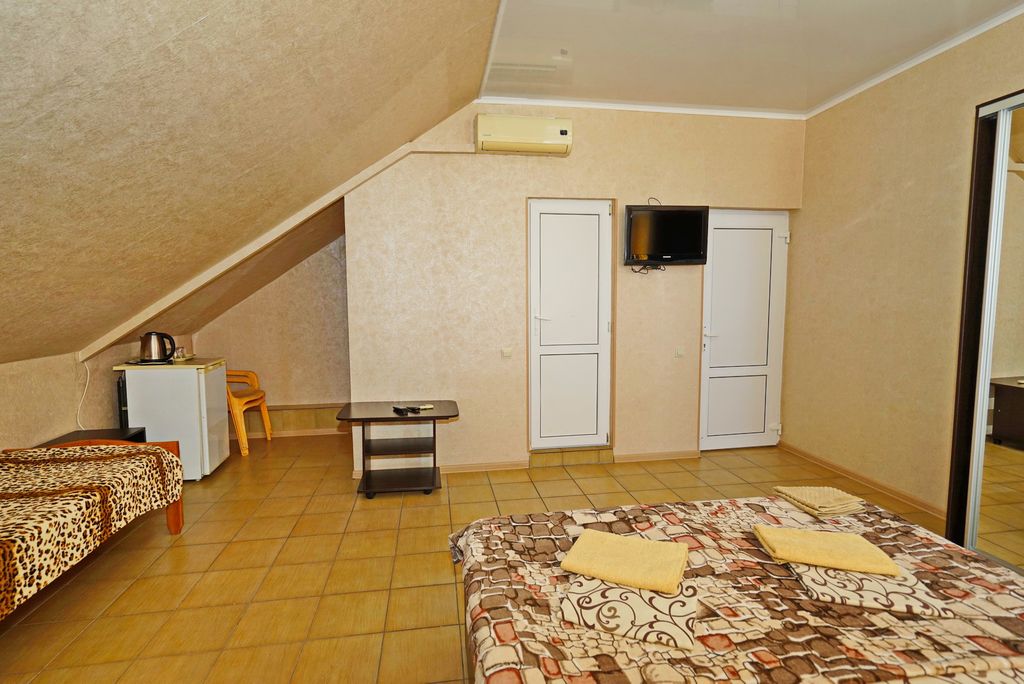 Четырёхместный номер без балкона