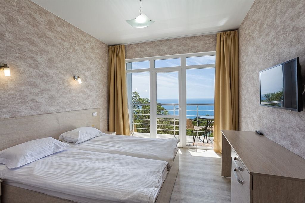 Двухместный номер с 2 отдельными кроватями эконом комфорт