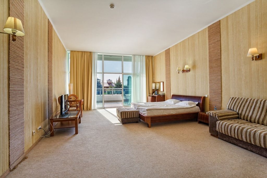 Двухместный номер с 1 кроватью делюкс