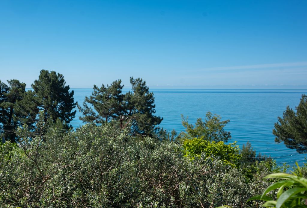 Трёхместный номер улучшенный