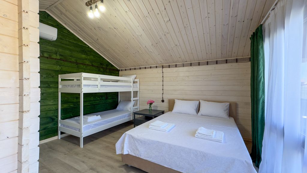 Четырёхместный номер стандарт