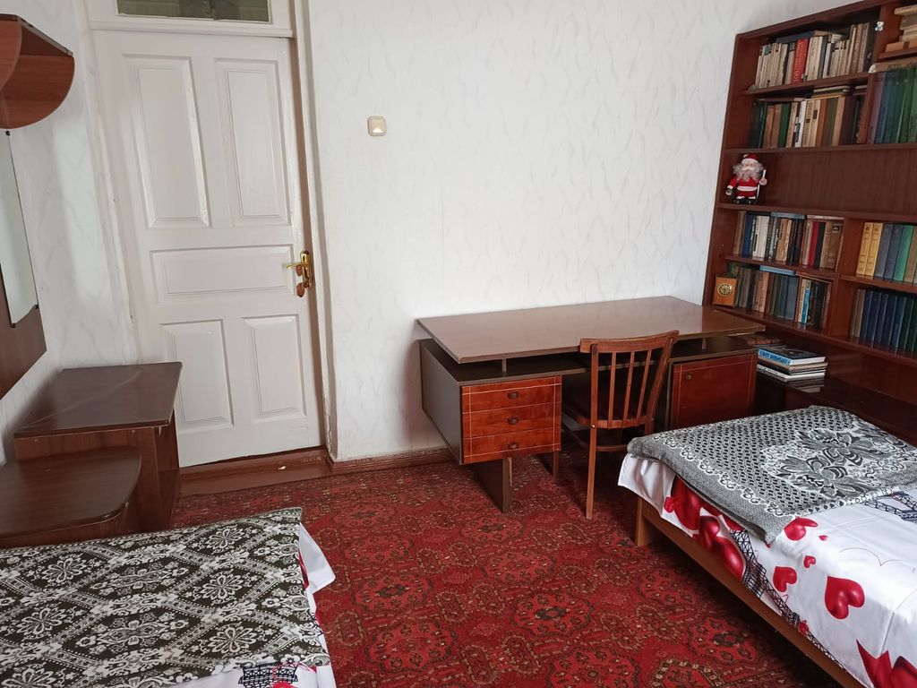 Двухместный номер с 2 отдельными кроватями эконом с видом на горы