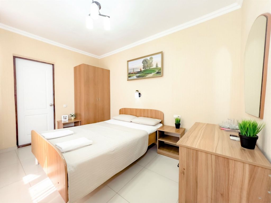 Двухместный номер с 1 кроватью cтандарт с балконом