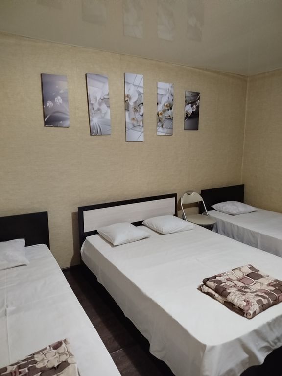 Семейный номер пятиместный с отдельным входом